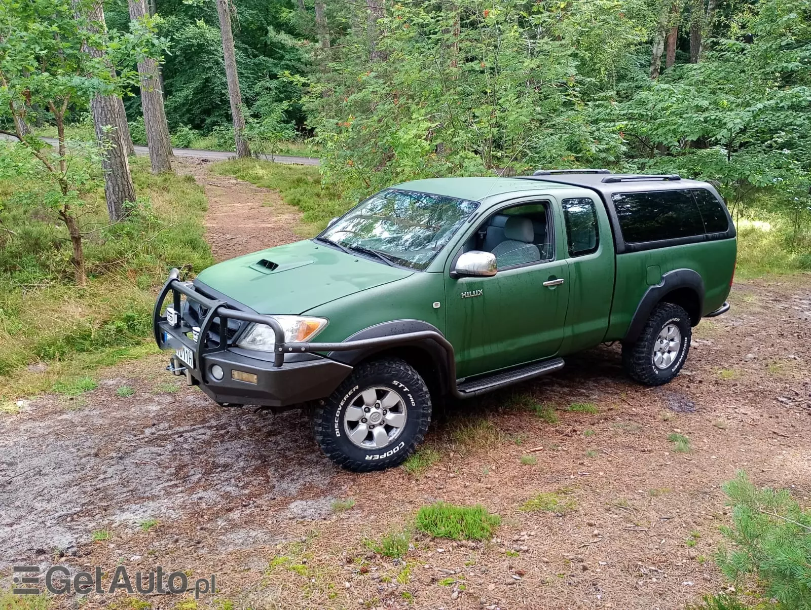 TOYOTA Hilux  2.5 D-4D SR5
