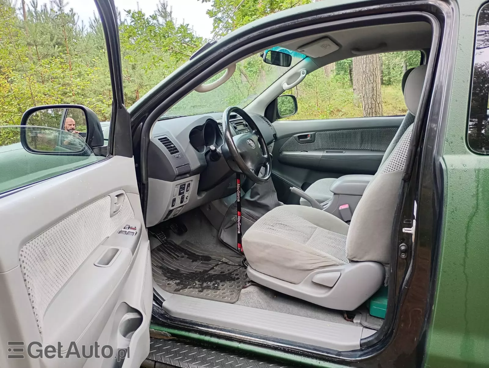 TOYOTA Hilux  2.5 D-4D SR5