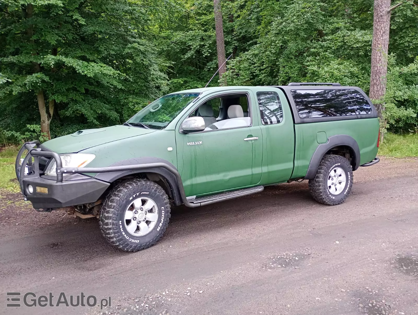 TOYOTA Hilux  2.5 D-4D SR5