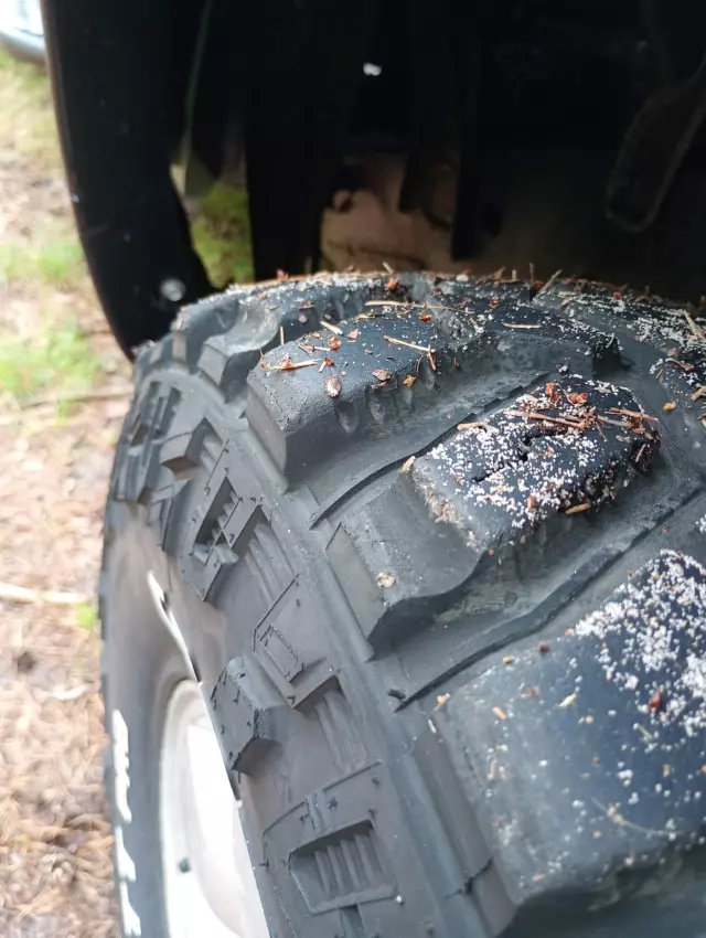 TOYOTA Hilux  2.5 D-4D SR5