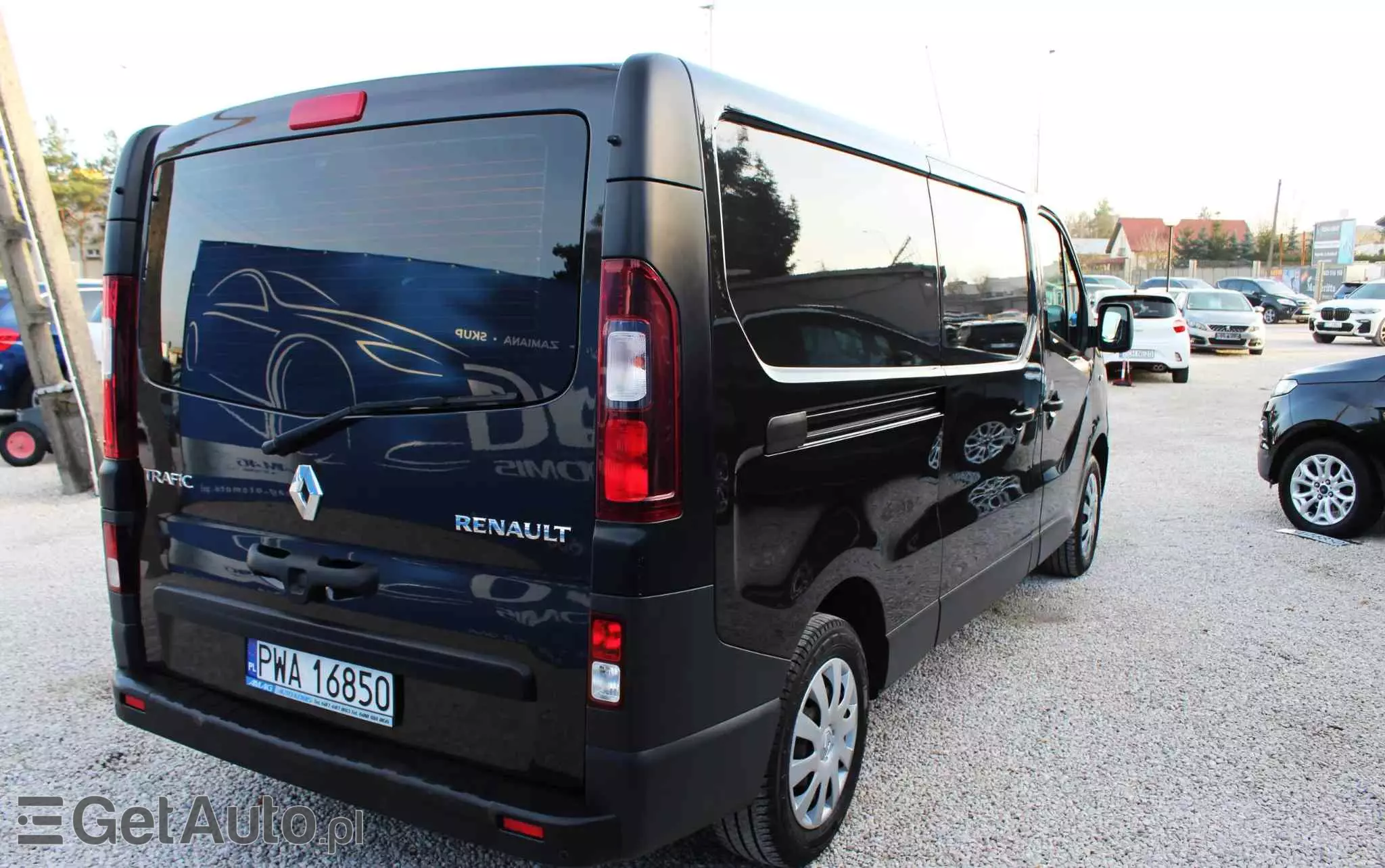 RENAULT Trafic 