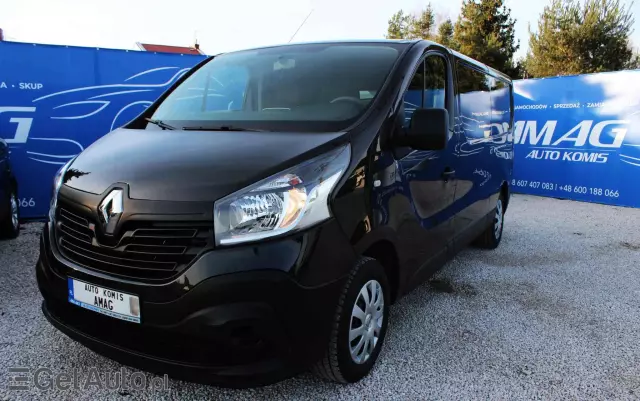 RENAULT Trafic 