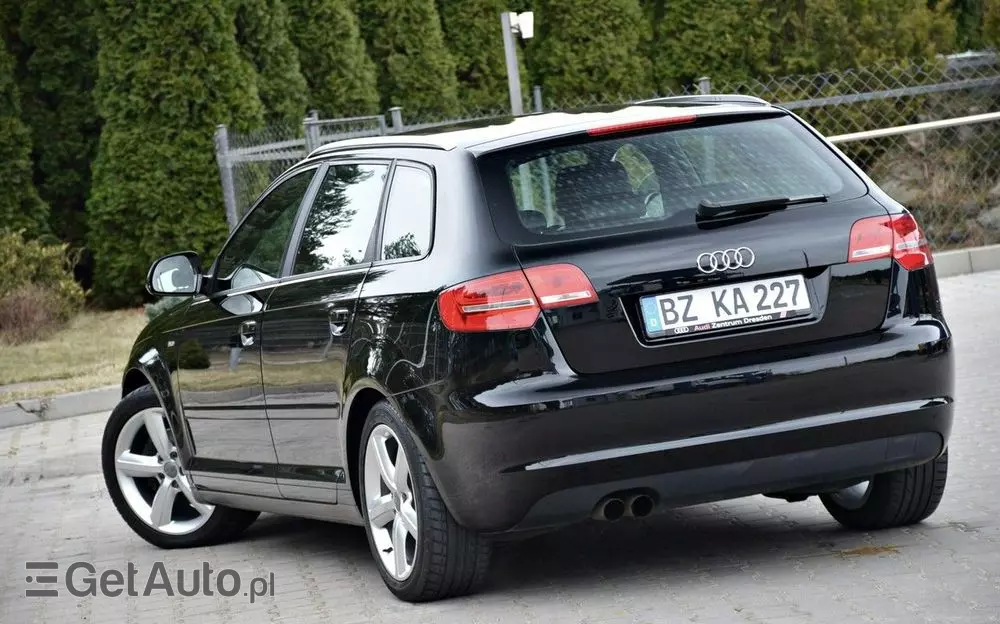 AUDI A3 