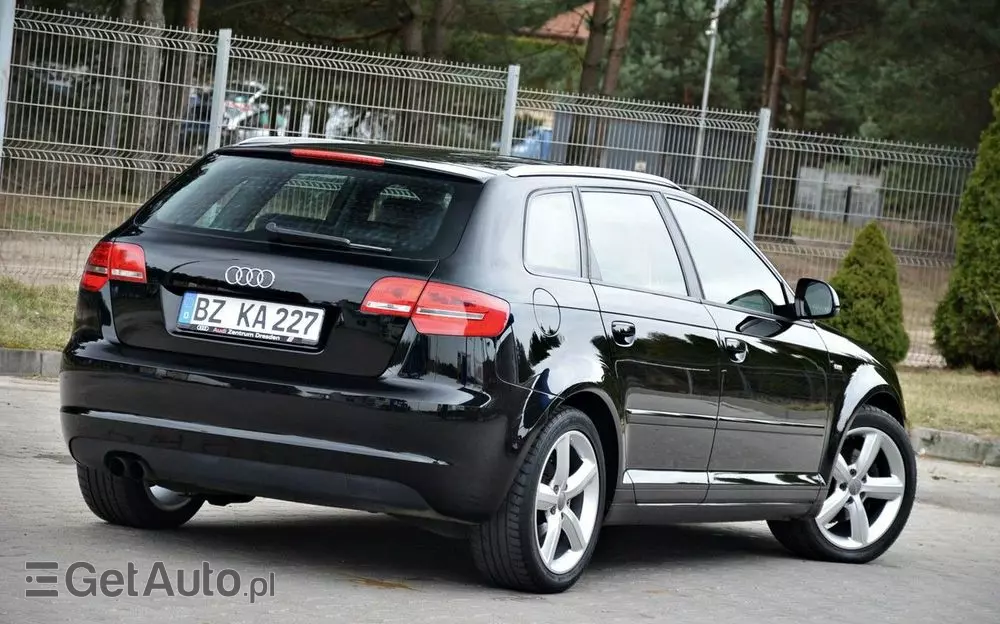AUDI A3 