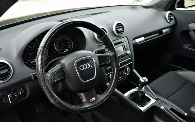 AUDI A3 