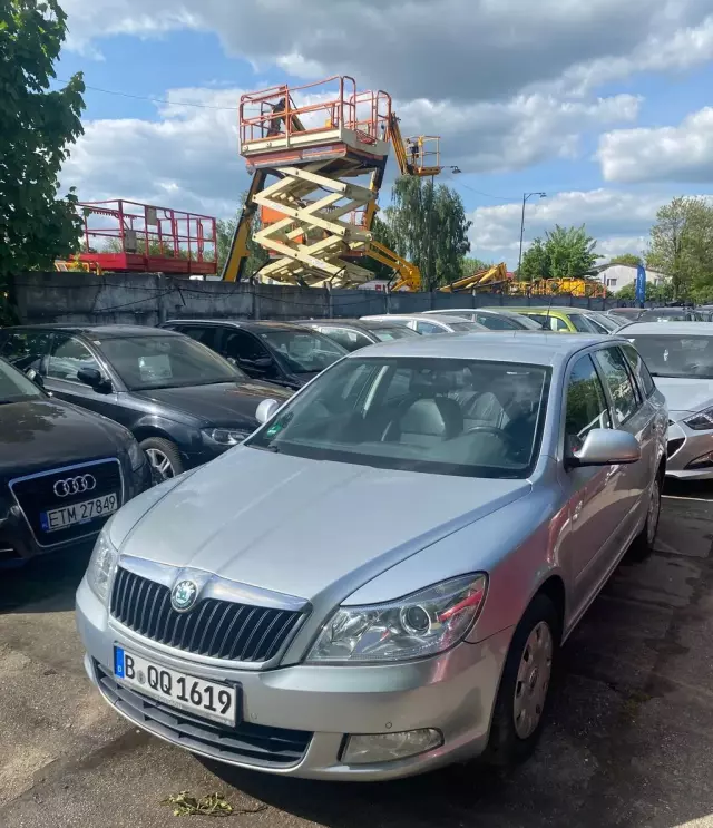 SKODA Octavia 