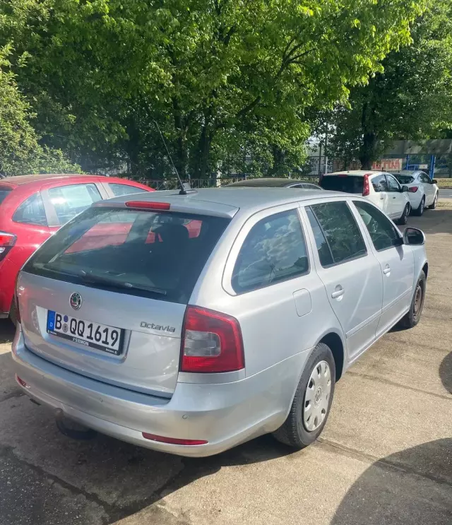 SKODA Octavia 