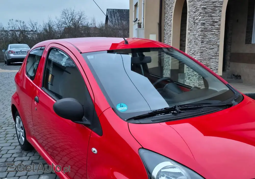 TOYOTA Aygo 1.0 VVT-i Gold