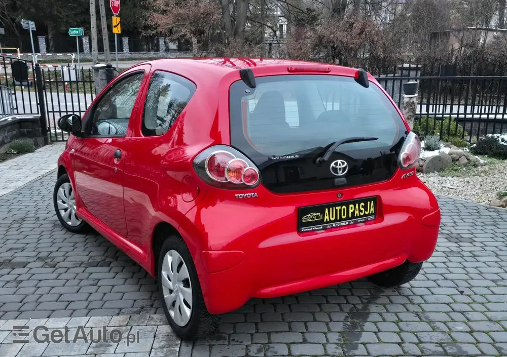 TOYOTA Aygo 1.0 VVT-i Gold