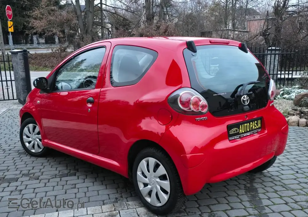 TOYOTA Aygo 1.0 VVT-i Gold