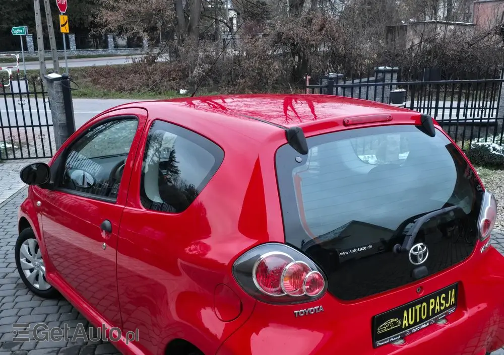 TOYOTA Aygo 1.0 VVT-i Gold