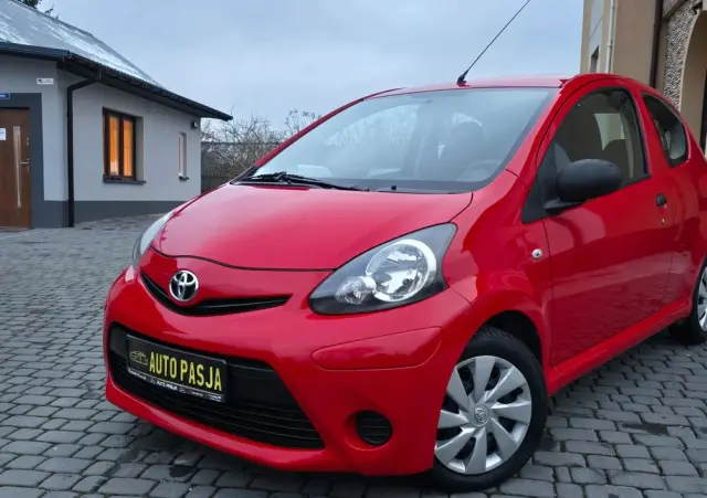 TOYOTA Aygo 1.0 VVT-i Gold