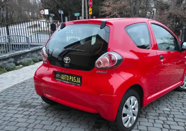 TOYOTA Aygo 1.0 VVT-i Gold