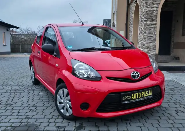 TOYOTA Aygo 1.0 VVT-i Gold
