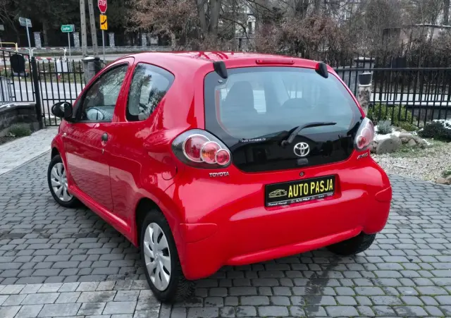 TOYOTA Aygo 1.0 VVT-i Gold