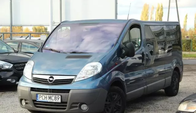 OPEL Vivaro 