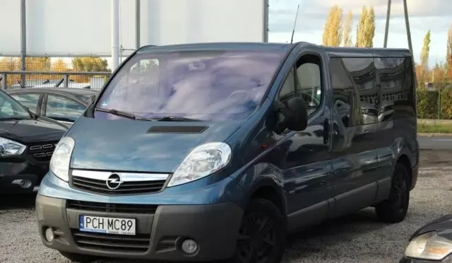 OPEL Vivaro 