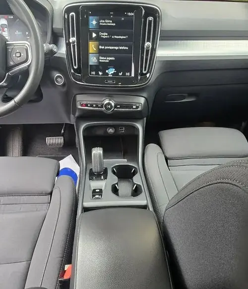 VOLVO Xc 40 