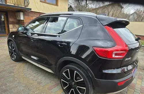 VOLVO Xc 40 