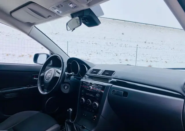 MAZDA 3 1.6 Sport Active