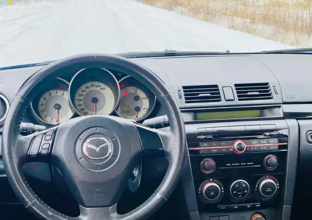 MAZDA 3 1.6 Sport Active