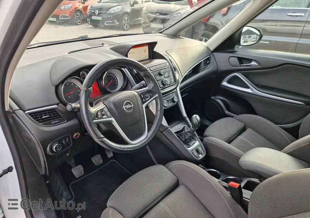 OPEL Zafira 