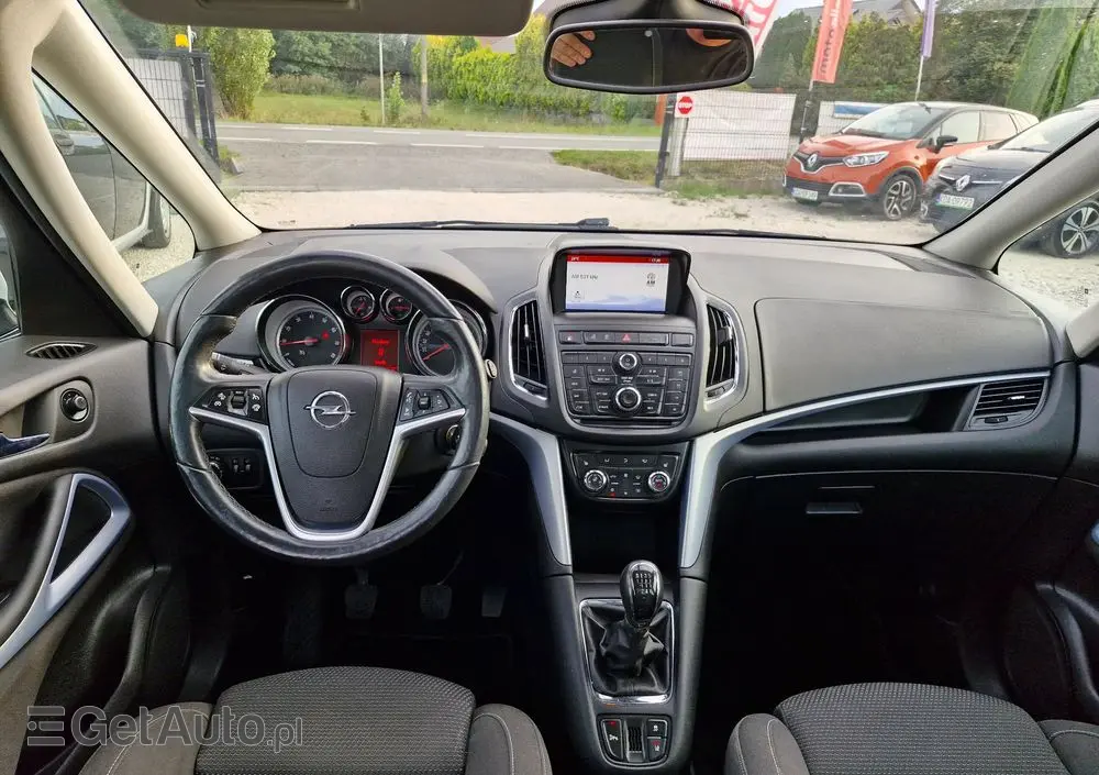 OPEL Zafira 