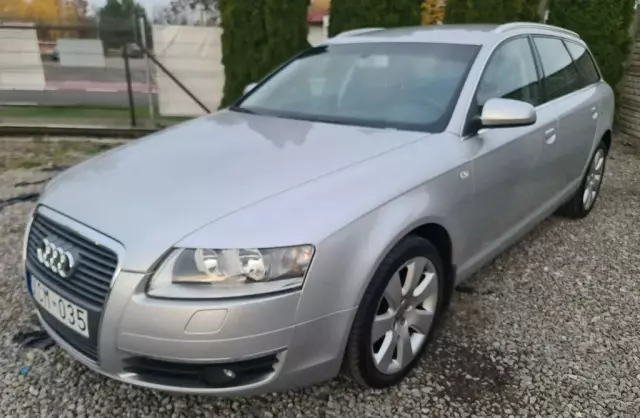 AUDI A6 
