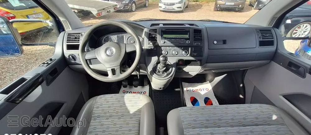 VOLKSWAGEN Transporter 
