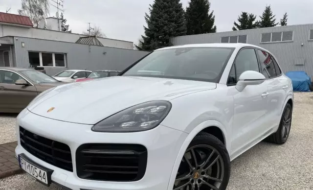 PORSCHE Cayenne 