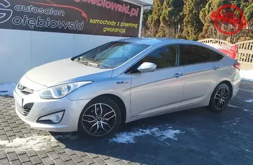 HYUNDAI I40 