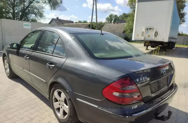 MERCEDES-BENZ Klasa E 