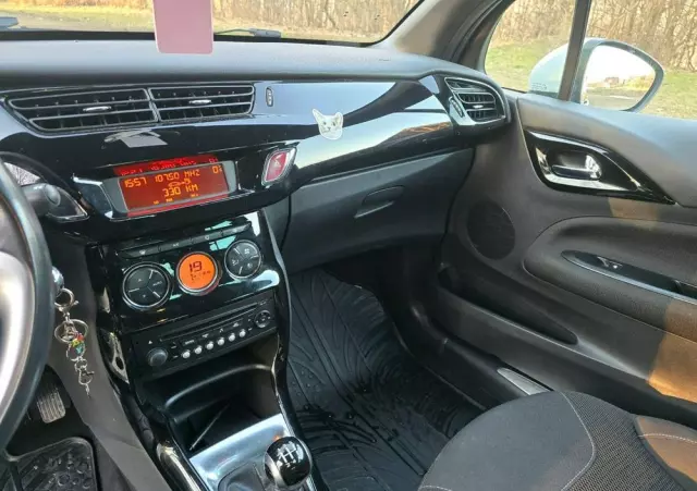 CITROËN DS3 1.6 e-HDi SoChic