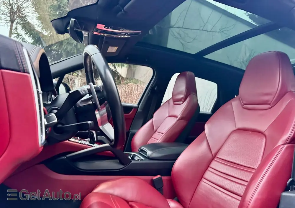 PORSCHE Cayenne Platinum Edition