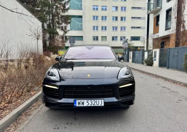 PORSCHE Cayenne Platinum Edition