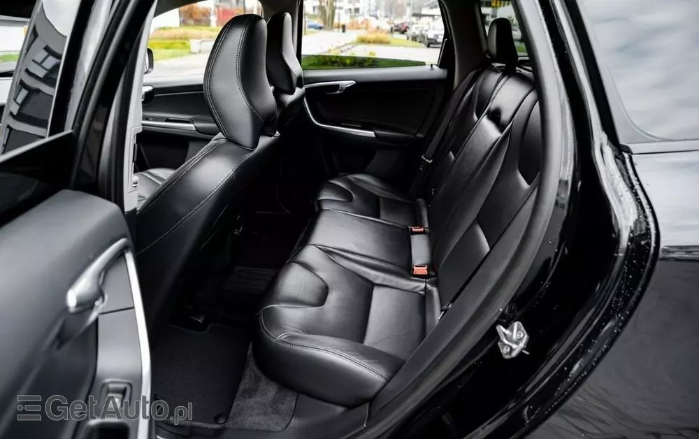 VOLVO XC 60 2.4D AWD