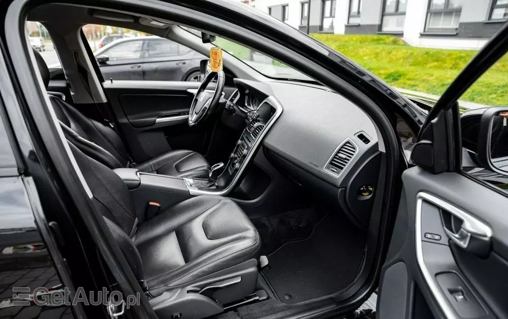 VOLVO XC 60 2.4D AWD