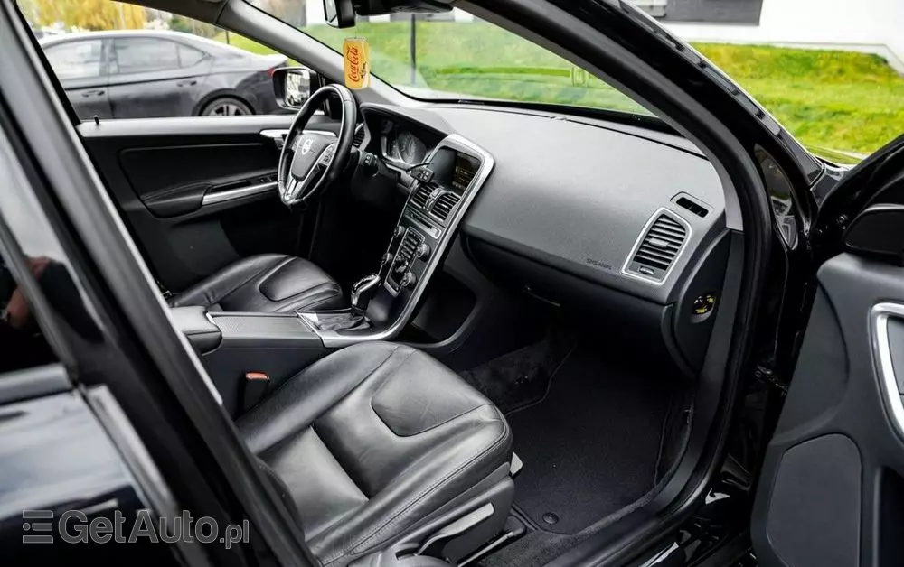 VOLVO XC 60 2.4D AWD