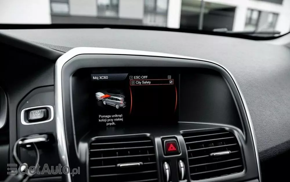 VOLVO XC 60 2.4D AWD