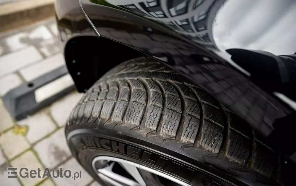 VOLVO XC 60 2.4D AWD