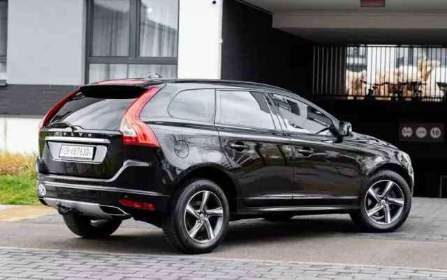VOLVO XC 60 2.4D AWD