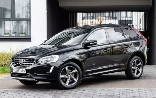 VOLVO XC 60 2.4D AWD