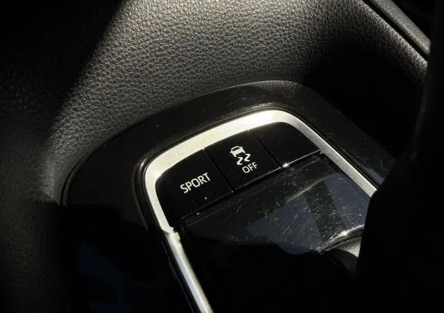 TOYOTA Corolla 1.5 Comfort MS