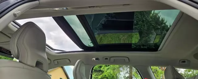 VOLVO V90 Cross Country 