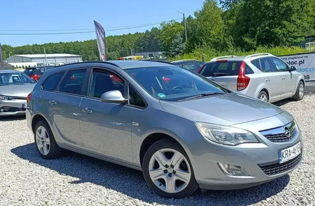 OPEL Astra 