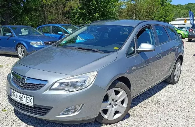 OPEL Astra 