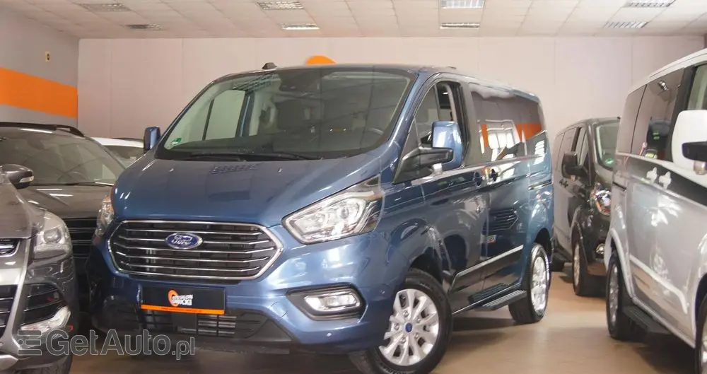 FORD Tourneo Custom 2.0 EcoBlue L1 Titanium SelectShift