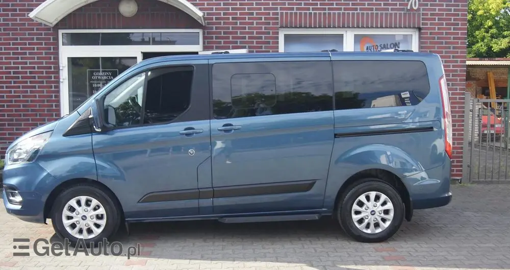 FORD Tourneo Custom 2.0 EcoBlue L1 Titanium SelectShift