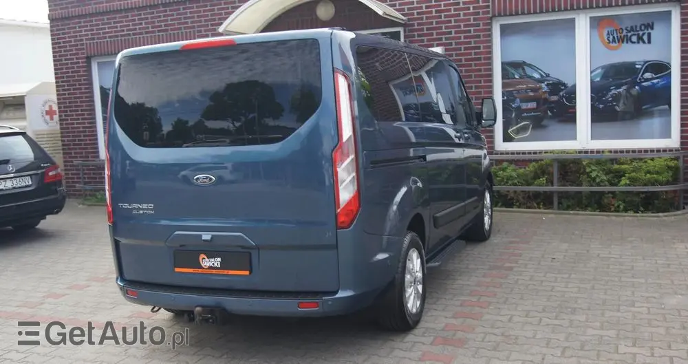 FORD Tourneo Custom 2.0 EcoBlue L1 Titanium SelectShift