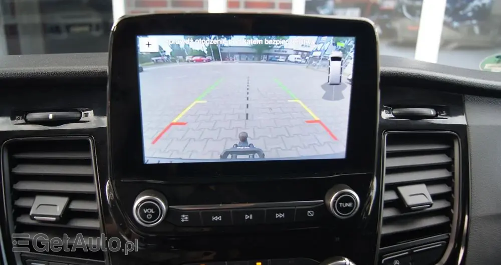 FORD Tourneo Custom 2.0 EcoBlue L1 Titanium SelectShift